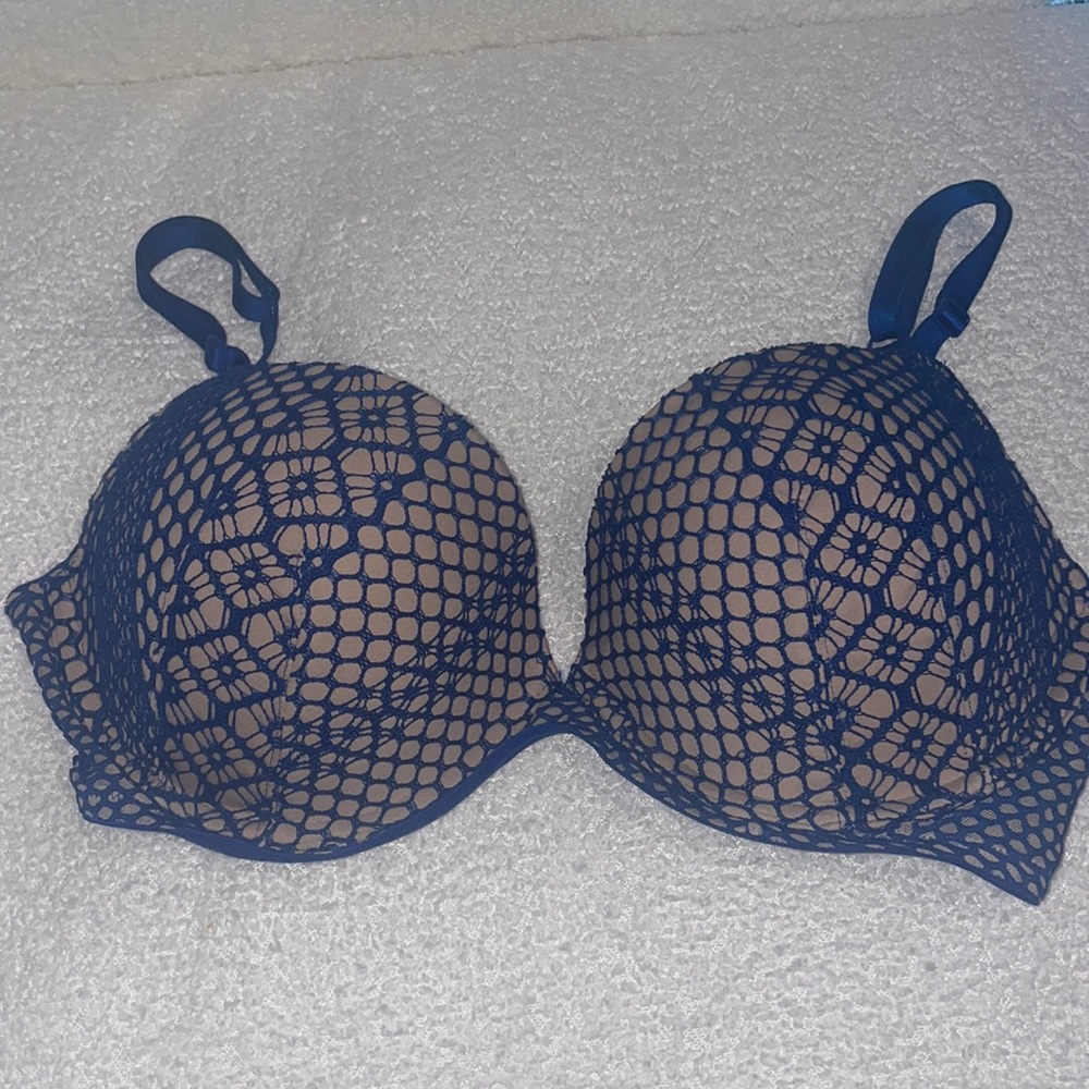 Victoria’s Secret 32DDD